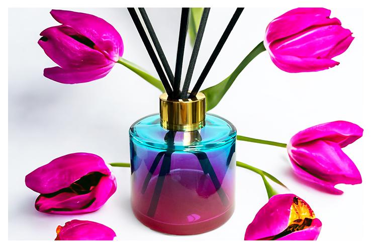 Apaļa pudele mājas smaržām, Good vibes Intense BLUE 100 ml 2 Apaļa pudele mājas smaržām, Good vibes Intense BLUE 100 ml 2