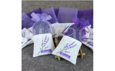Dried Lavender Petals in Organza Bags (With Lavender Motifs) Dried Lavender Petals in Organza Bags (With Lavender Motifs)