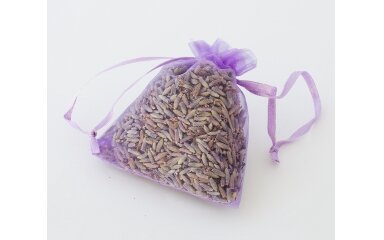 Dried Lavender Petals in Organza Bags Dried Lavender Petals in Organza Bags