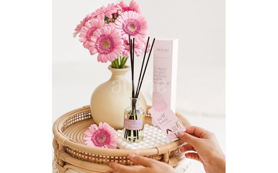 Home Fragrance With Sticks "Love for Yourself - 5 Days Challenge" Home Fragrance With Sticks "Love for Yourself - 5 Days Challenge"