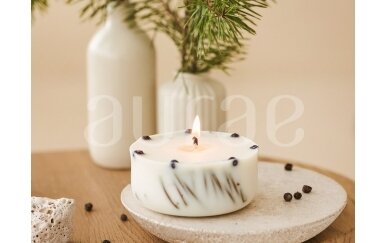 Natūralaus sojų vaško žvakė su eglės spygliais 250 g 1