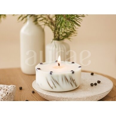 Natural Soy Wax Candle With Spruce Needles 250 g 1