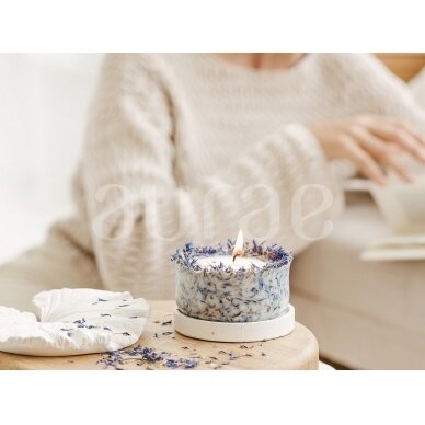 Natural Soy Wax Candle With Cornflower Petals 250 g 1