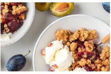 PLUM CRUMBLE PLUM CRUMBLE